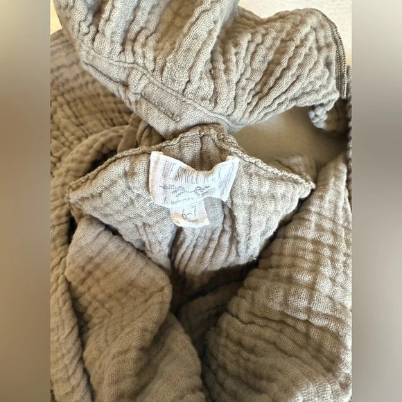 The Simple Folk The Ruffle Romper in Sage Organic Cotton Muslin 6/7 - Picture 8 of 8